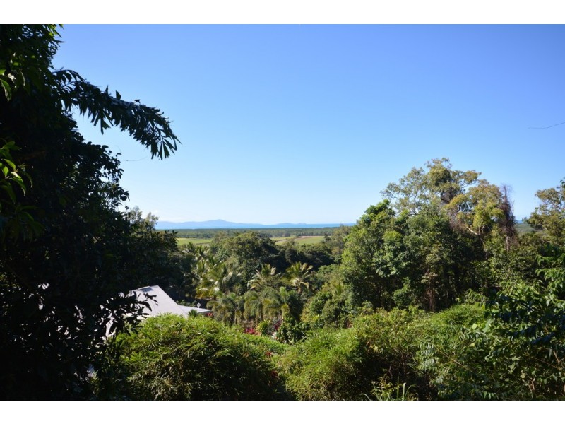14 Ocean View Road, Port Douglas QLD 4877