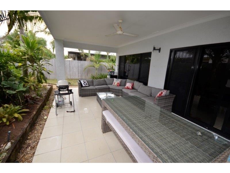 22 Oriole Street, Port Douglas QLD 4877