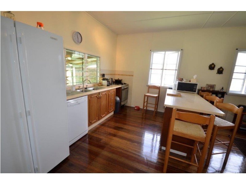 49 Pringle Street, Mossman QLD 4873