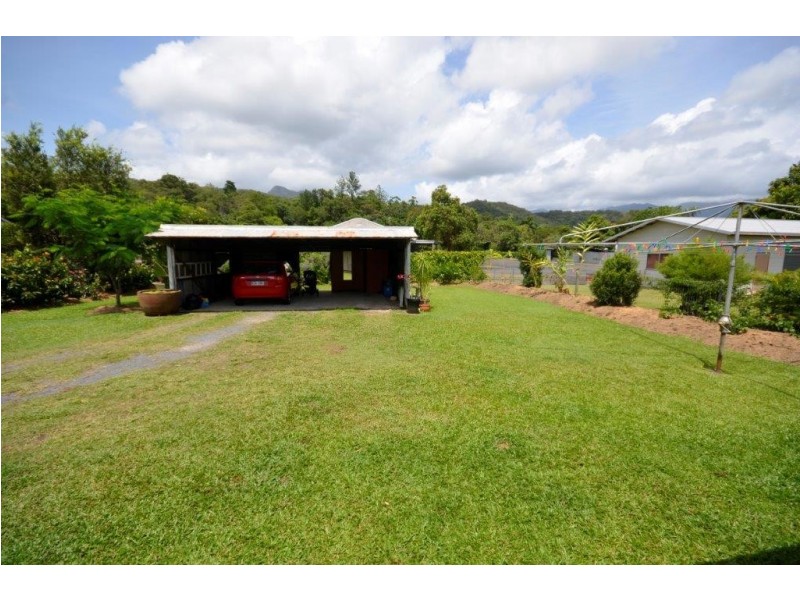 49 Pringle Street, Mossman QLD 4873