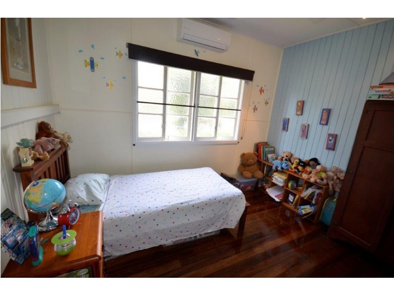 49 Pringle Street, Mossman QLD 4873