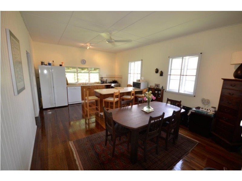 49 Pringle Street, Mossman QLD 4873