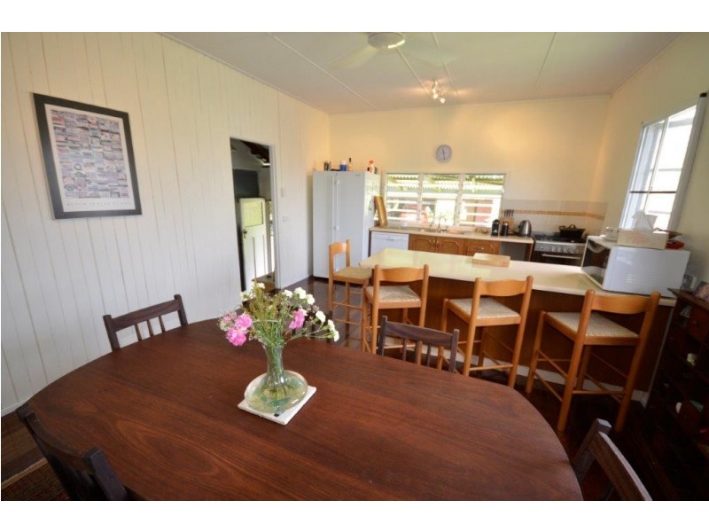 49 Pringle Street, Mossman QLD 4873