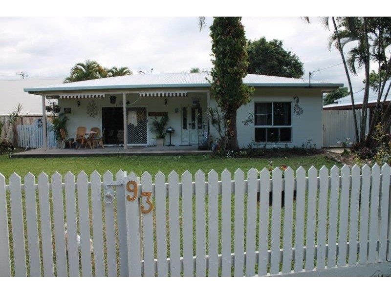 93 Bougainvilia Street, Cooya Beach QLD 4873