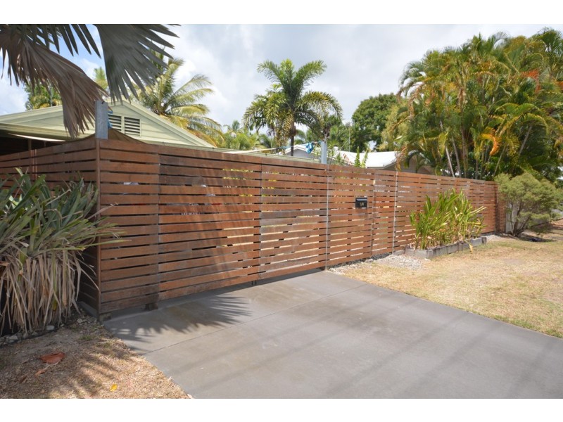 1/6 Nautilus Street, Port Douglas QLD 4877