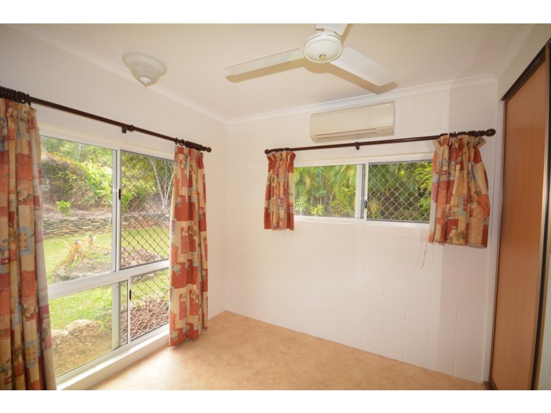 21 Reynolds Road, Oak Beach QLD 4877