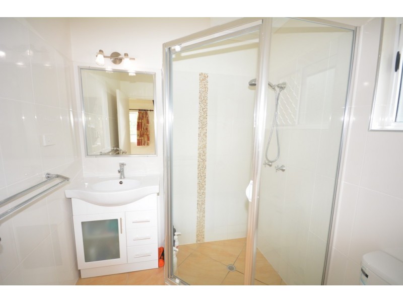 21 Reynolds Road, Oak Beach QLD 4877