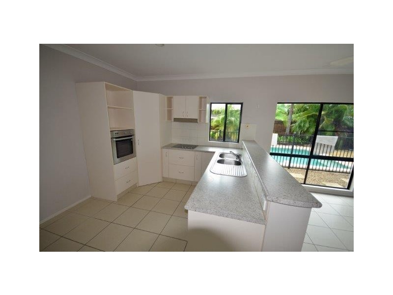 22 Oriole Street, Port Douglas QLD 4877