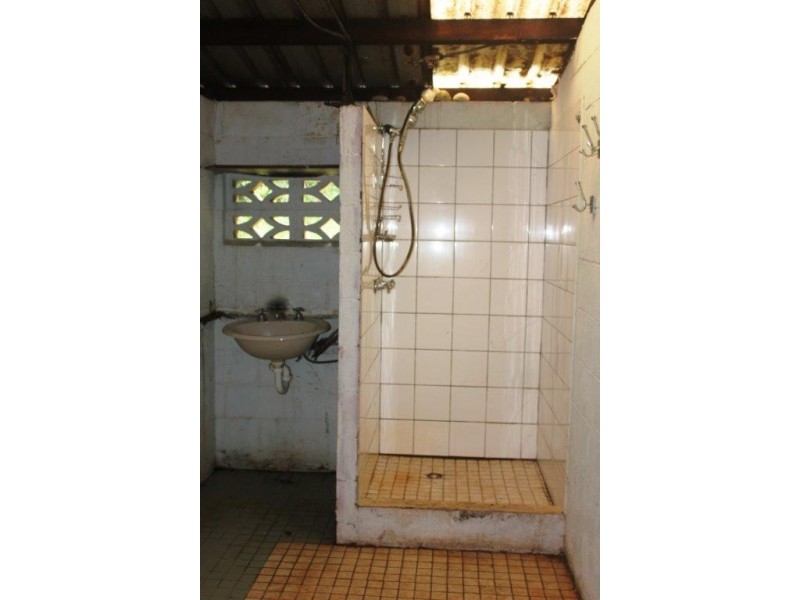 99 Rosewood Road COW BAY, Daintree QLD 4873