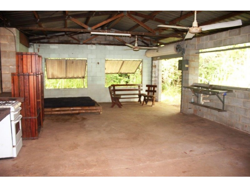99 Rosewood Road COW BAY, Daintree QLD 4873