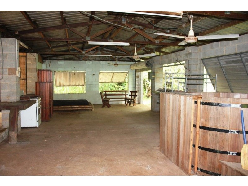 99 Rosewood Road COW BAY, Daintree QLD 4873