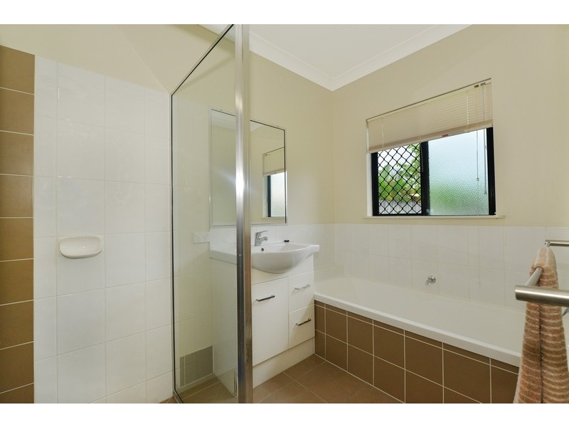 7 Forest Glen Drive, Mossman QLD 4873