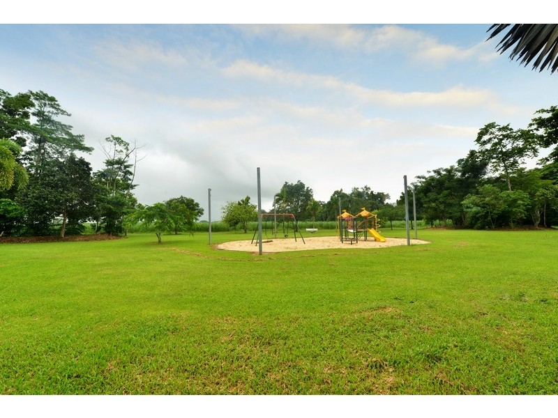 7 Forest Glen Drive, Mossman QLD 4873