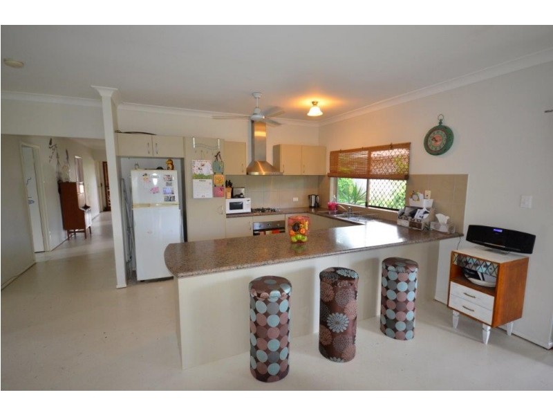 46 Riflebird Crescent, Mossman QLD 4873