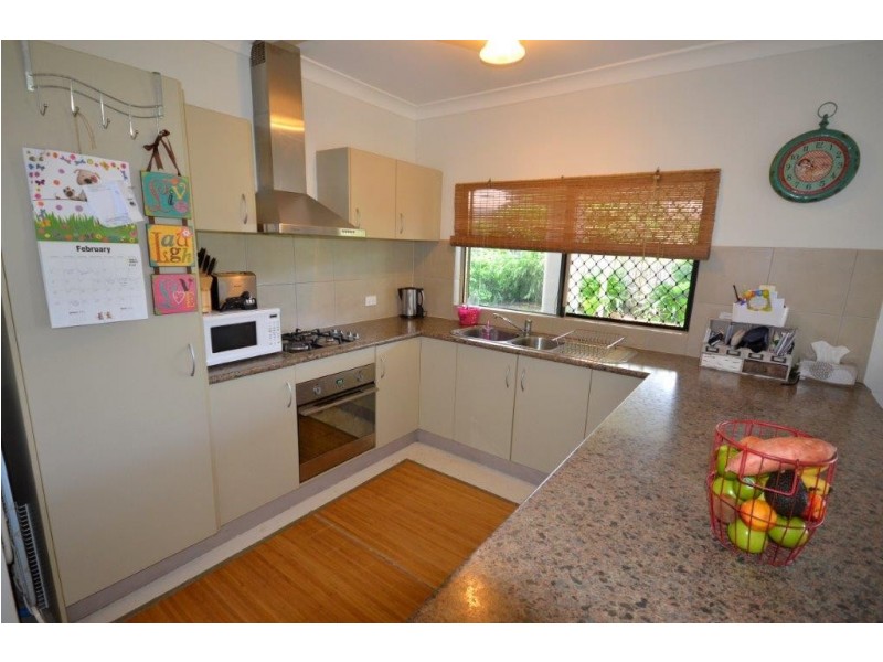 46 Riflebird Crescent, Mossman QLD 4873