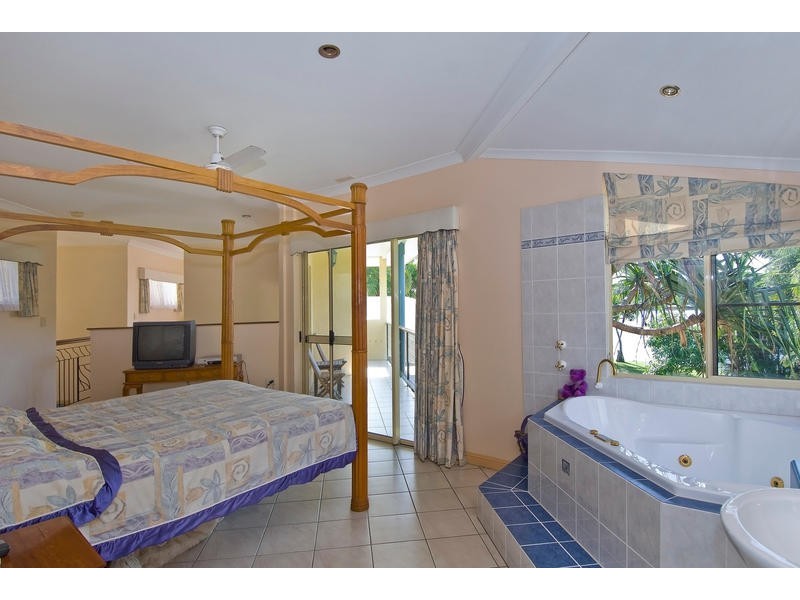 11 Ruby Close, Port Douglas QLD 4877
