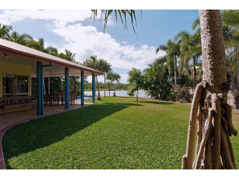 11 Ruby Close, Port Douglas QLD 4877