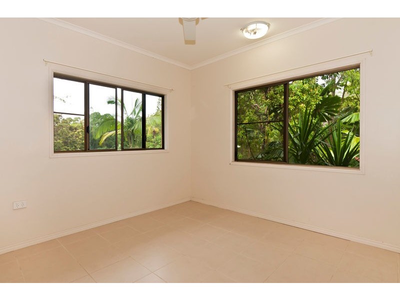 10 Coral Sea Drive, Mossman QLD 4873