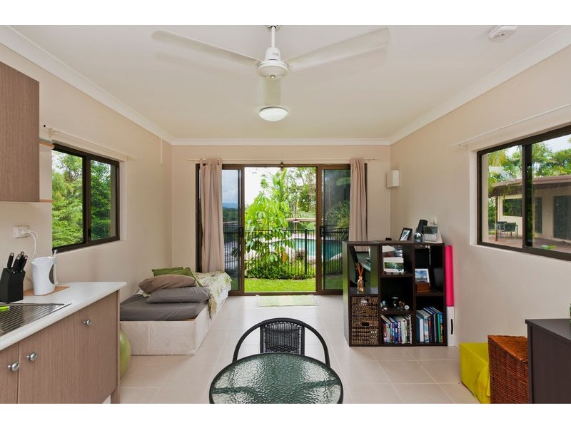 10 Coral Sea Drive, Mossman QLD 4873
