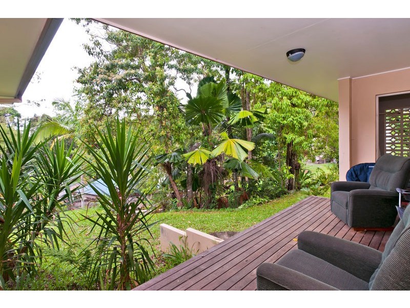 10 Coral Sea Drive, Mossman QLD 4873