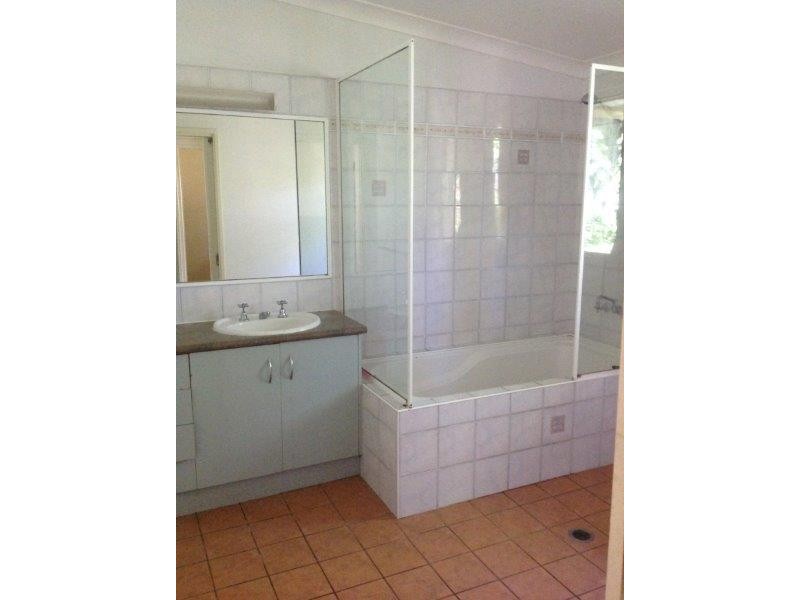 28 Marine Parade, Newell QLD 4873