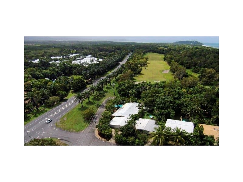 2 Sorrento Crescent, Port Douglas QLD 4877