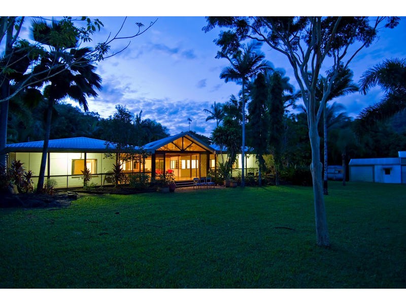 37 Grays Creek Terrace, Mowbray QLD 4877