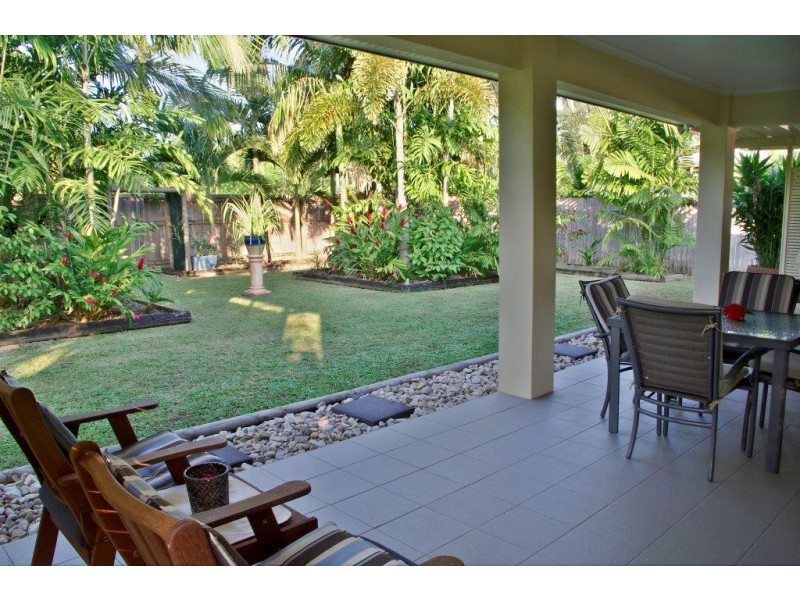 11 Forest Glen Drive, Mossman QLD 4873