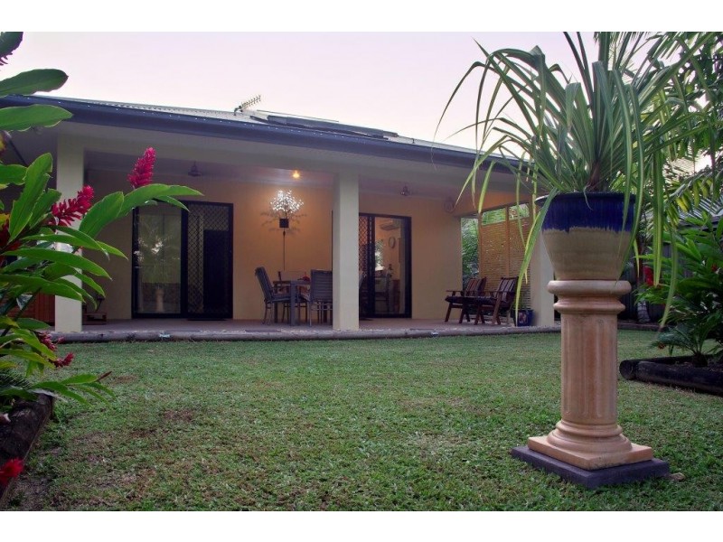 11 Forest Glen Drive, Mossman QLD 4873
