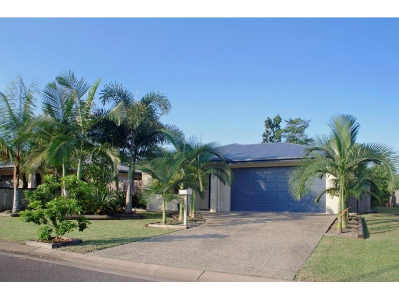 11 Forest Glen Drive, Mossman QLD 4873