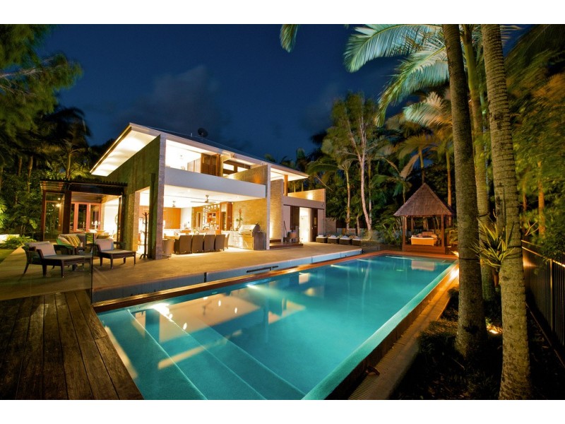No.1 Beachfront Mirage, Port Douglas QLD 4877