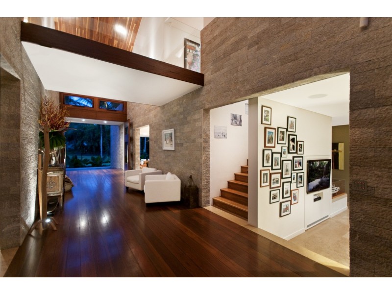 No.1 Beachfront Mirage, Port Douglas QLD 4877