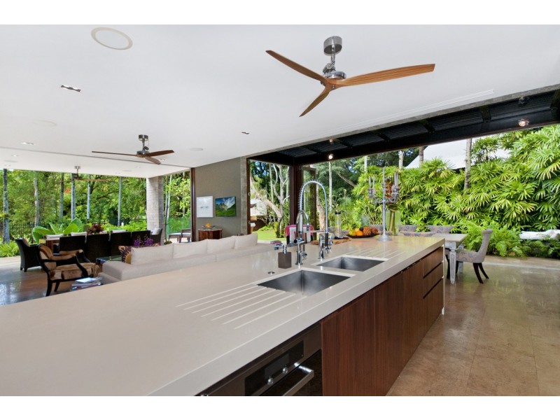 No.1 Beachfront Mirage, Port Douglas QLD 4877