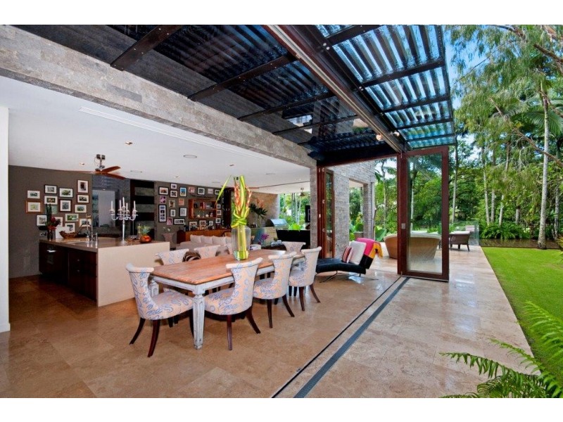 No.1 Beachfront Mirage, Port Douglas QLD 4877