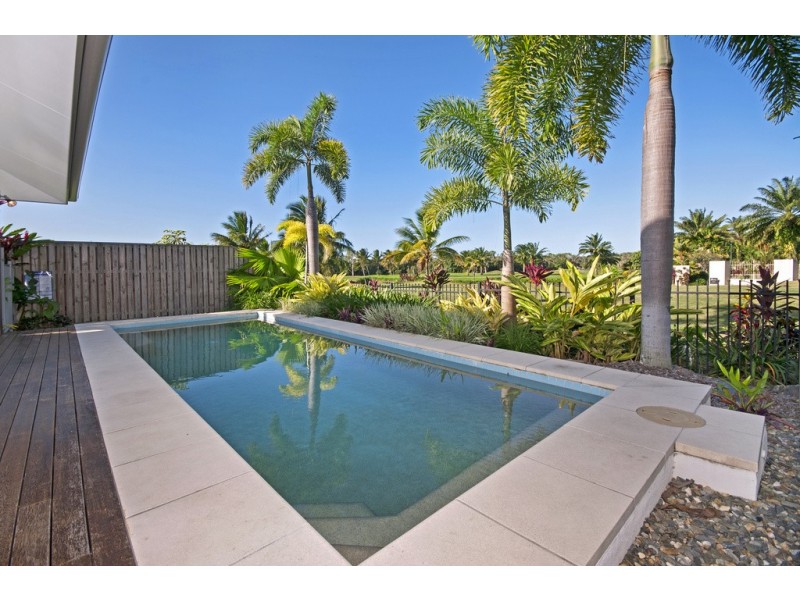17 Cascade Drive, Port Douglas QLD 4877