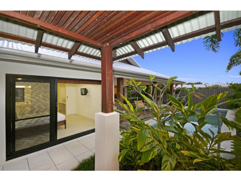 17 Cascade Drive, Port Douglas QLD 4877