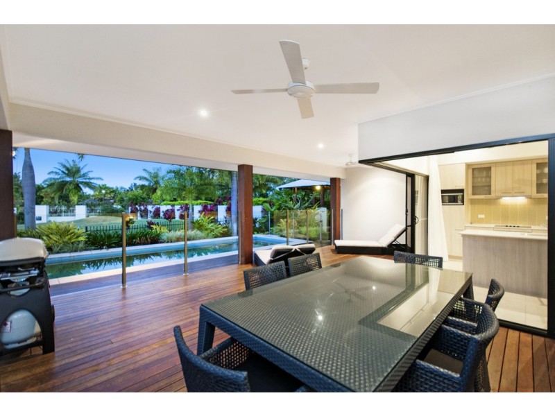 17 Cascade Drive, Port Douglas QLD 4877