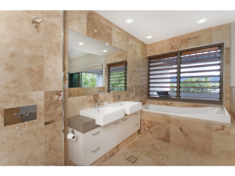 2/23 Murphy Street, Port Douglas QLD 4877