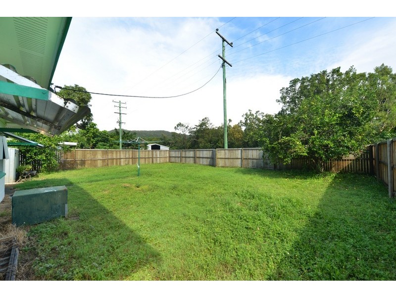14 Esplanade, Wonga QLD 4873