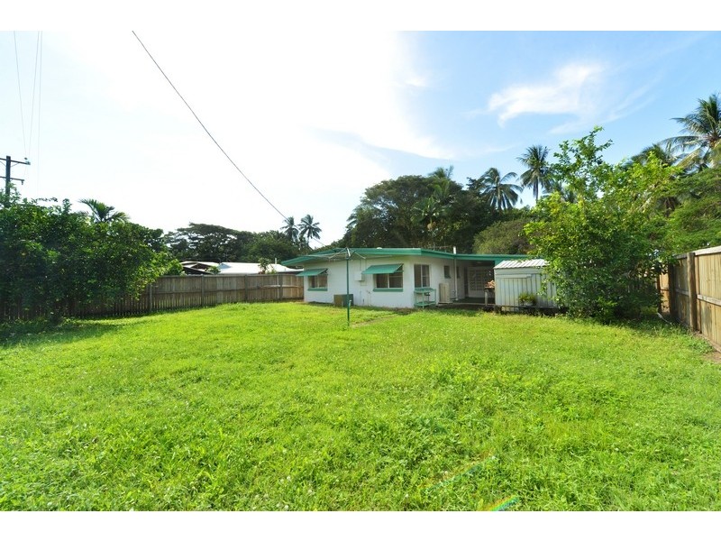 14 Esplanade, Wonga QLD 4873