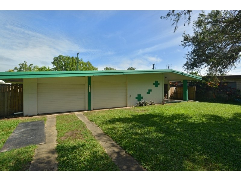 14 Esplanade, Wonga QLD 4873