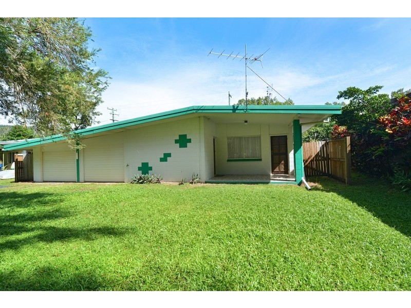 14 Esplanade, Wonga QLD 4873