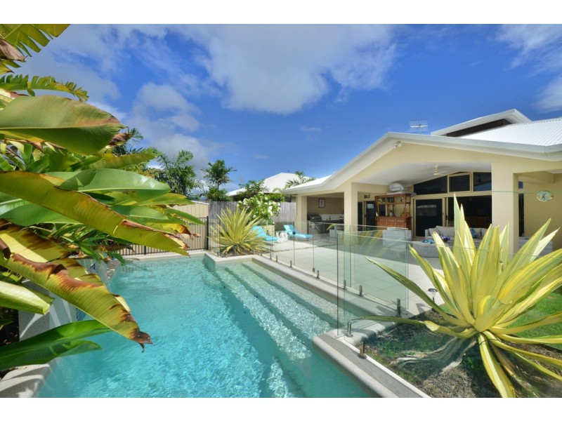 1 Bayil Drive, Cooya Beach QLD 4873