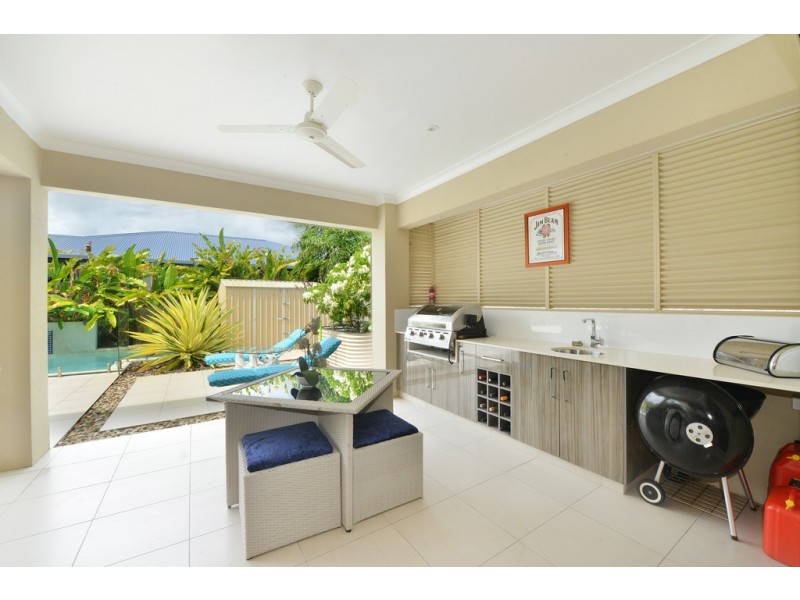1 Bayil Drive, Cooya Beach QLD 4873
