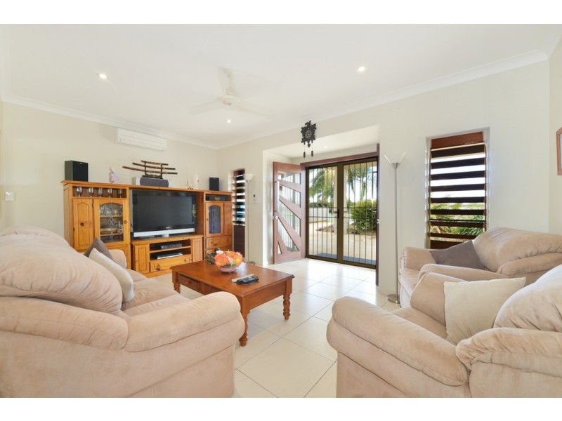 1 Bayil Drive, Cooya Beach QLD 4873