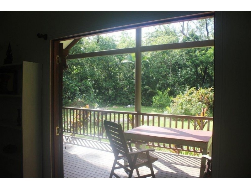 180 Silky Oak Road COW BAY, Daintree QLD 4873