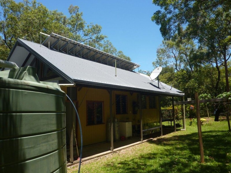 180 Silky Oak Road COW BAY, Daintree QLD 4873