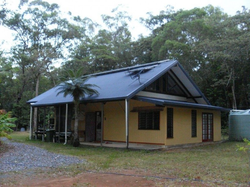 180 Silky Oak Road COW BAY, Daintree QLD 4873
