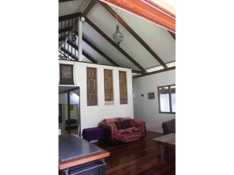 180 Silky Oak Road COW BAY, Daintree QLD 4873