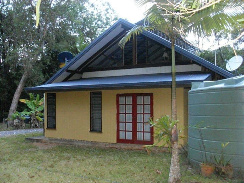 180 Silky Oak Road COW BAY, Daintree QLD 4873